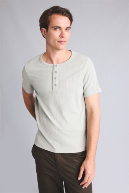 Slim Fit Short Sleeve T-Shirt