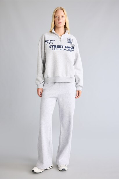 Oversize Printed Half-Zip Sweatshirt