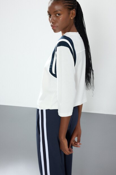 Standard Fit Long Sleeve T-Shirt
