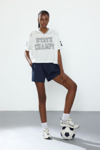 Standard Fit Thin Sweatshirt Fabric Short Leg Shorts