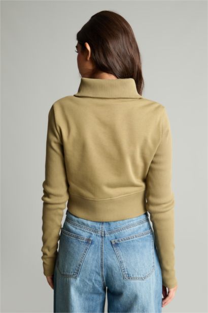 Fitted Fermuarlı Hırka