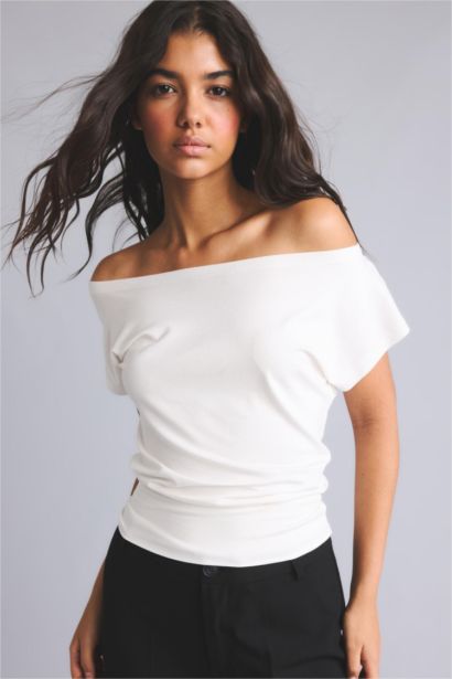 Loose Fit Short Sleeve T-Shirt