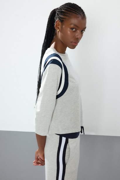 Standard Fit Long Sleeve T-Shirt
