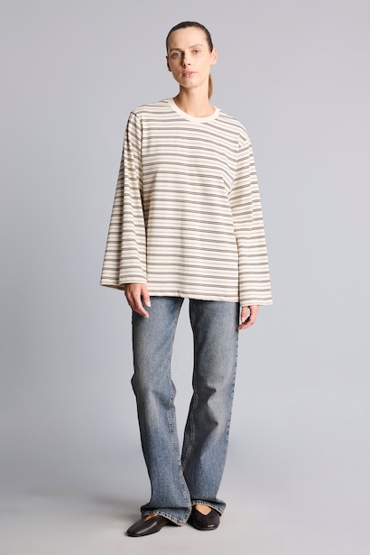 Long Fit Long Sleeve T-Shirt