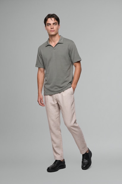 Regular Fit Düğmesiz Basic Polo Tişört