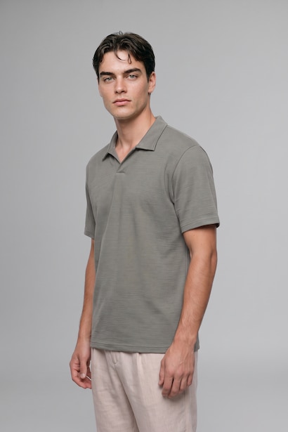 Regular Fit Düğmesiz Basic Polo Tişört
