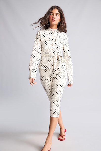 Regular Waist Straight Leg White Polka Dot Cropped Trousers
