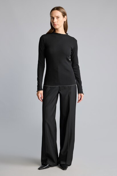 Lettuce Edge Detail Basic T-Shirt