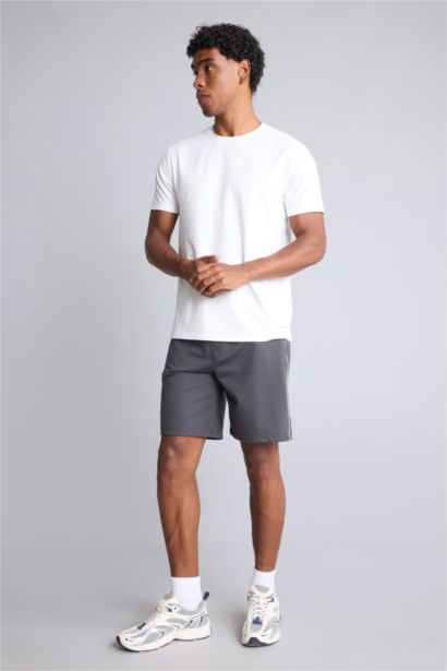 Standard Fit