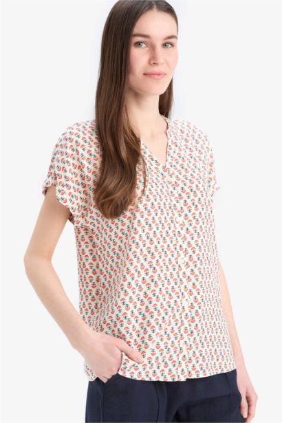 Regular Fit Crew Neck Short Sleeve Shirt