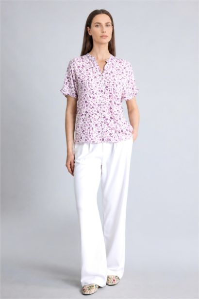 Regular Fit Crew Neck Floral Purple Shirt