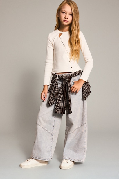 Slim Fit Taş Detaylı Kaşkorse Tişört Kız Çocuk