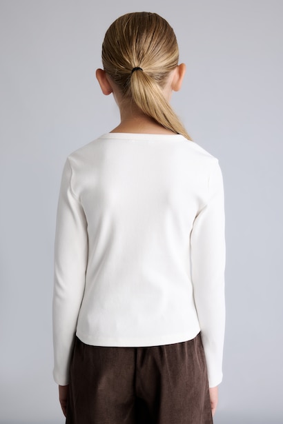 Woman Slim Fit Long Sleeve T-Shirt