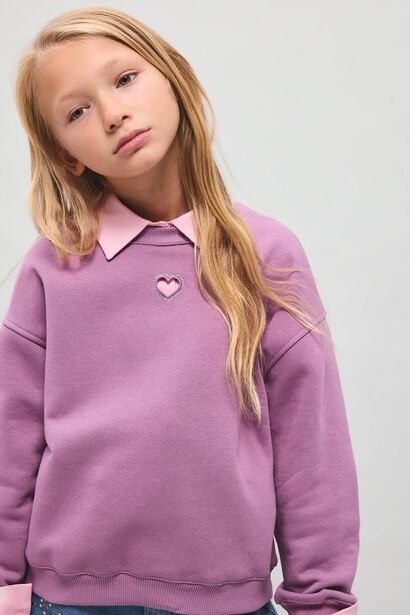Girl Relaxed Fit Heart Motif Crew Neck Sweatshirt