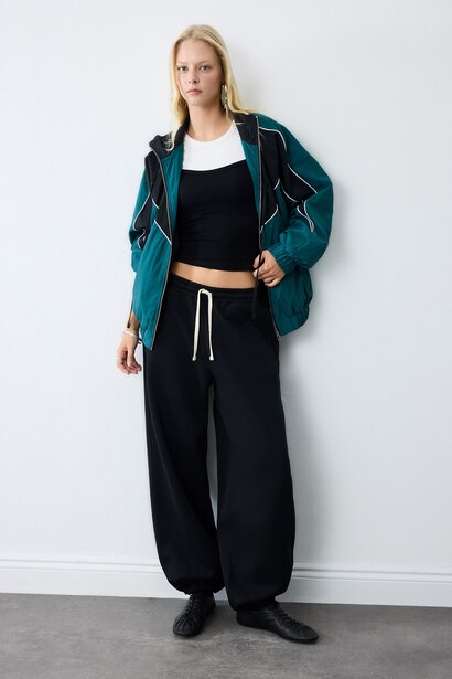 Loose Fit Heavy Fabric Sweatpants with Drawstring Waist