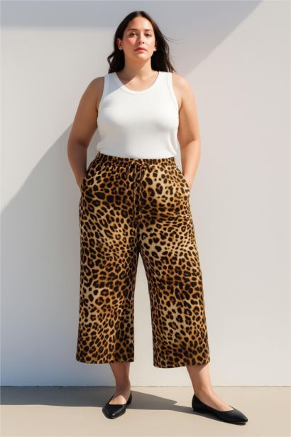 كابري منقوش بخصر عالي