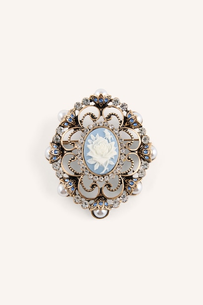Brooch