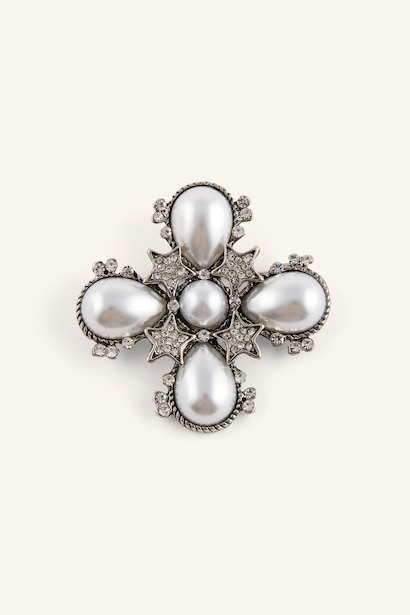 Brooch