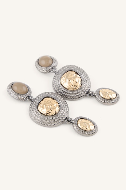 Dokulu Sallantılı Kadın Küpe