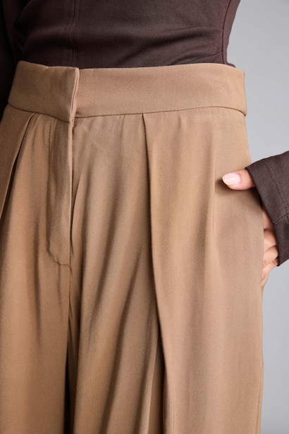 Wide Leg Trousers
