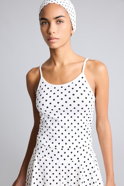 Slim Fit Puantiyeli Crop Atlet