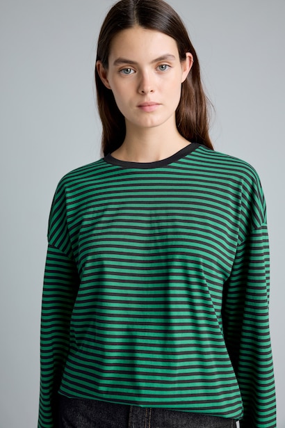 Oversize Fit Long Sleeve T-Shirt