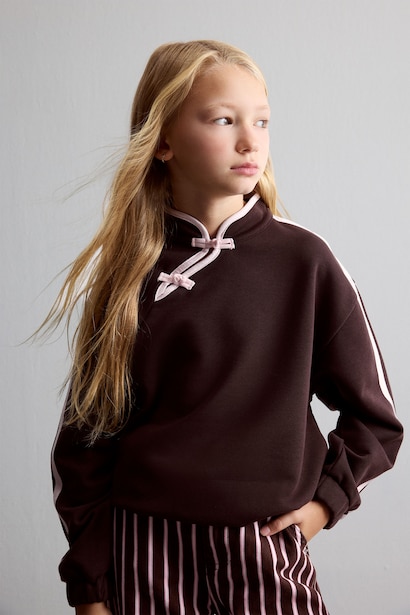 Girl Fashion Fit Stripe Detail Sweatshirt