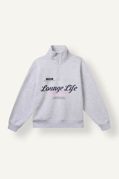 Woman Oversize Fit Slogan Sweatshirt