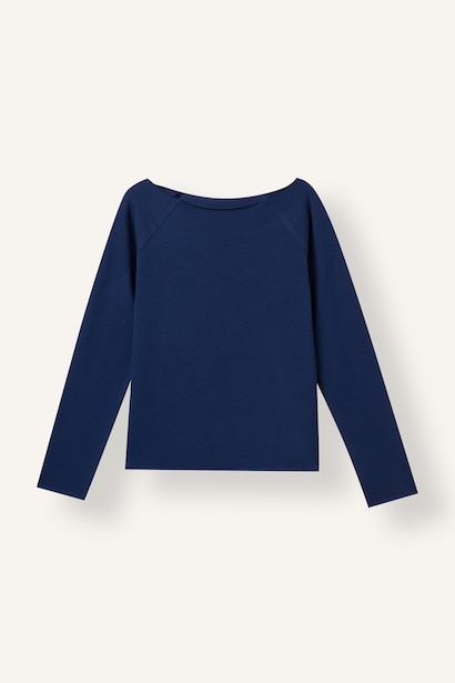 Woman Slim Fit Long Sleeve T-Shirt