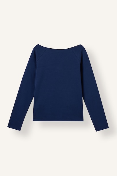 Woman Slim Fit Long Sleeve T-Shirt