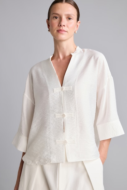 Brit Düğmeli Oversize Uzun Kollu Basic Bluz