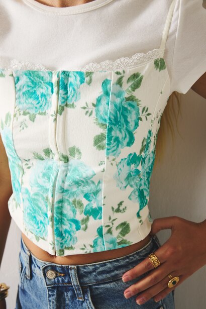 Slim Fit Printed Square Collar Tank Top