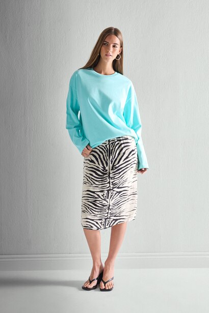 100% Cotton Loose Fit Long Sleeve Basic T-Shirt