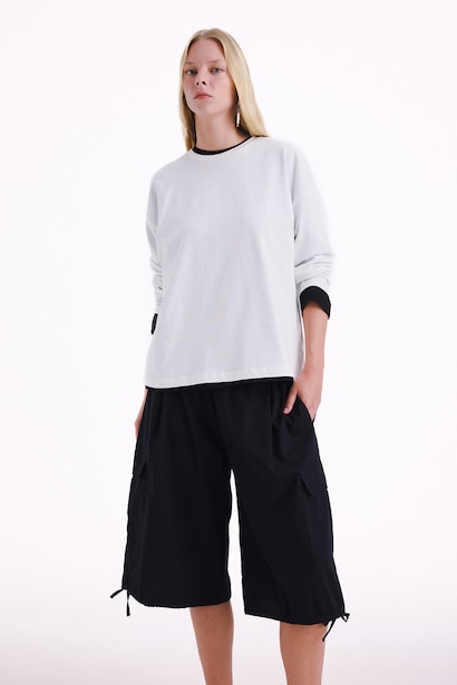Elastic Waist Cargo Bermuda Shorts