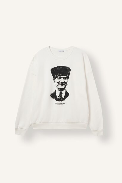 Oversize Bisiklet Yaka Atatürk Kumaş Sweatshirt