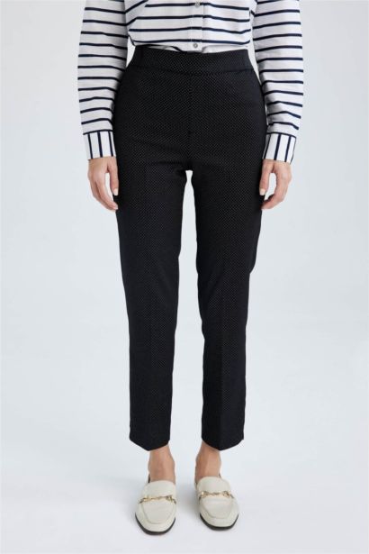 Брюки Штани Дудочки нормальна посадка прямого крою із сатину для жінок