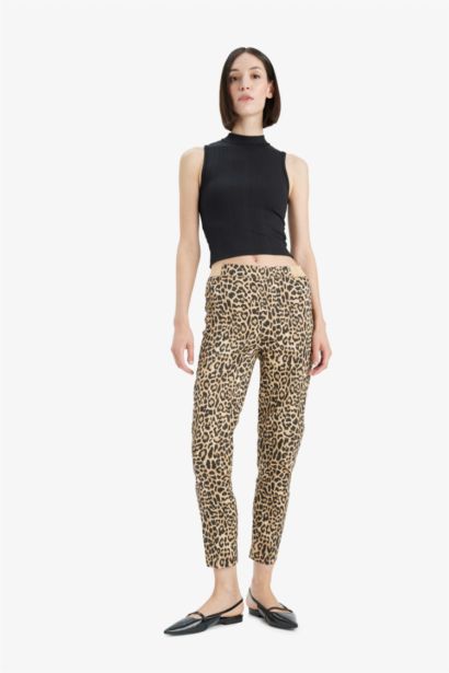 Sigaret Normal Bel Leopar Desenli Düz Paça Saten Pantolon