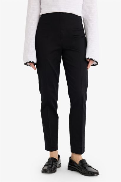 سروال ستان سيجاريت برجل عادي