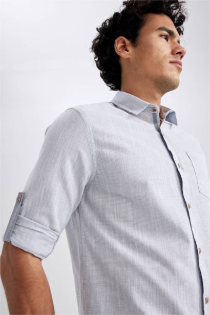 Рубашка приателнного кроя из поплина