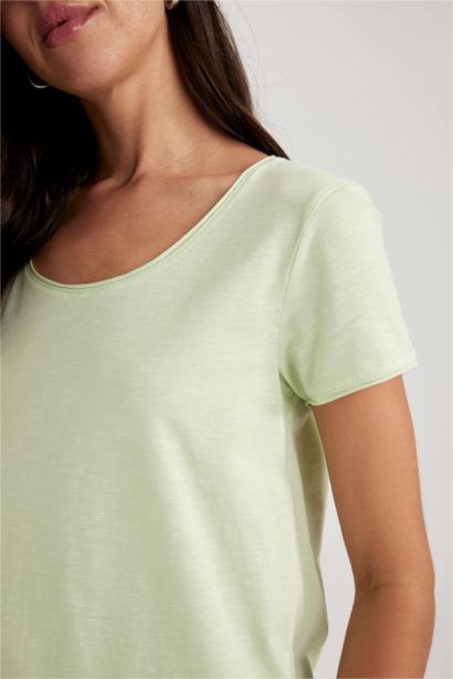 تيشيرت قطن بقصة عادية بياخة مستديرة