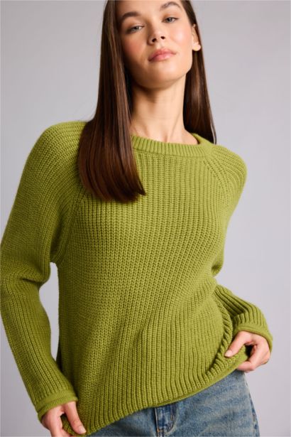 Regular Fit Long Sleeve Basic Knit Pullover