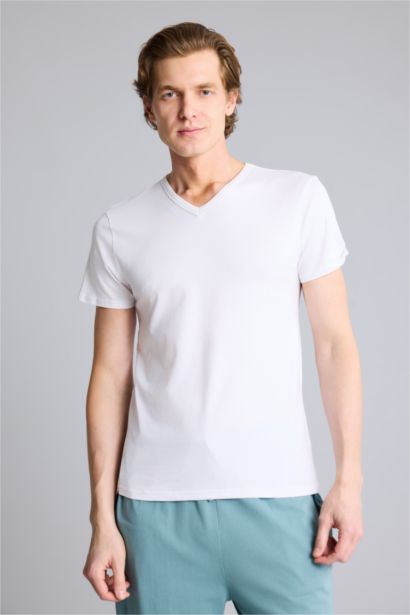 بلوزة سليم فيت وياخة V