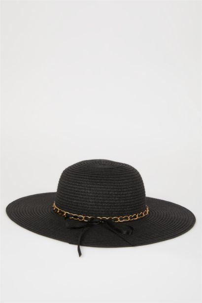 قبعة قش نسائي