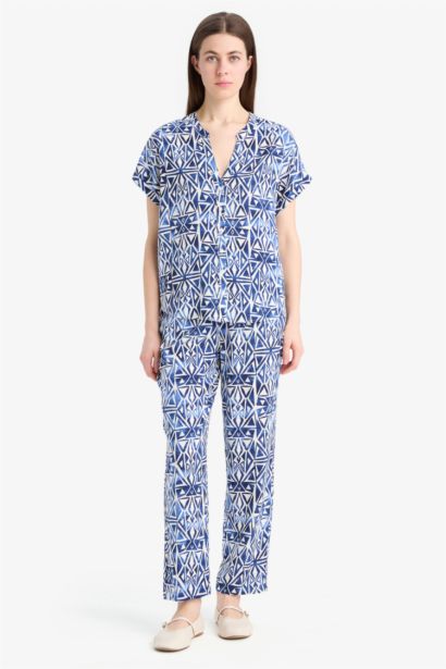 Regular Fit Crew Neck Printed Short Sleeve Shirt