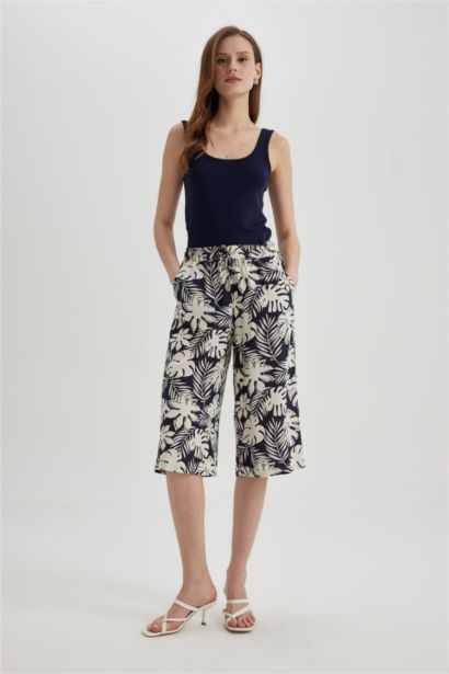 High Waist Crop Fit Viscose Capri