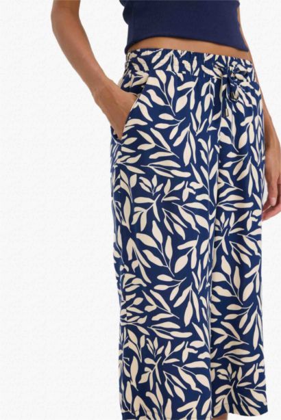 Short Capri taille haute en viscose