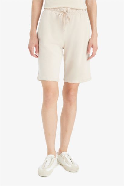 Regular Fit Normal Waist Straight Leg Bermuda Shorts