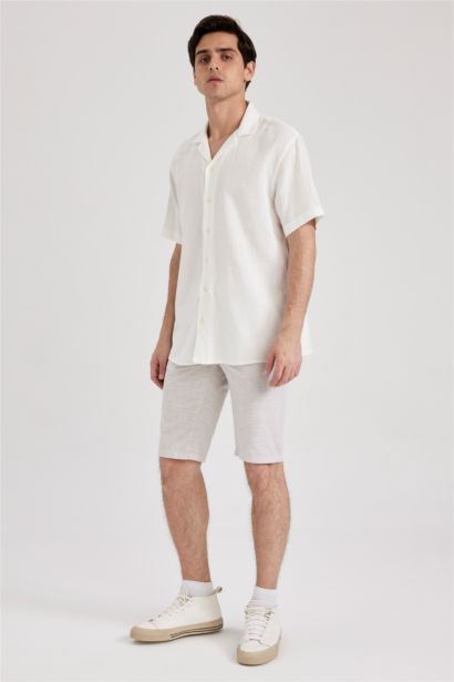 Бермуды стандартного кроя из льна для мужчин