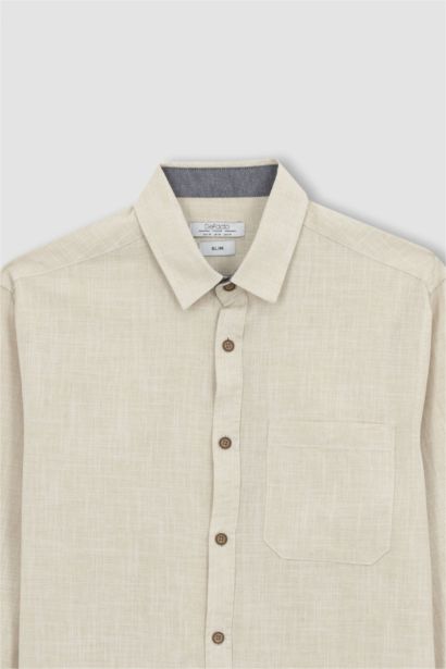 Базовая рубашка приталенного кроя