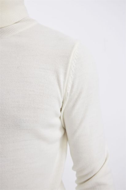 Slim Fit Turtleneck Basic Knitted Pullover